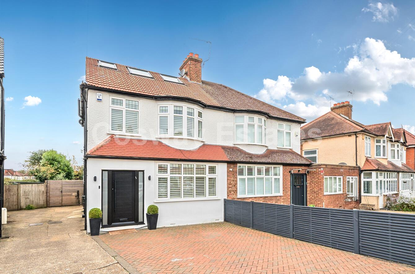 Church Close, Edgware, HA8, Edgware